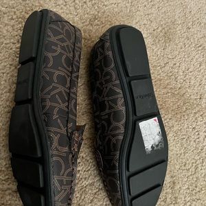 Selling Calvin Klein 7 1/2 loafers for once to twice